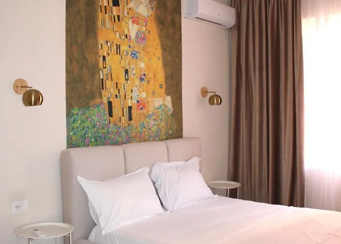 Appartamento 2 Bedroom In Bllok Agimi Art Center Tirana