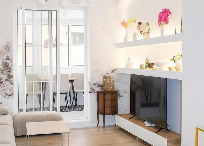 2 Bedroom In Bllok Agimi Art Center Appartamento