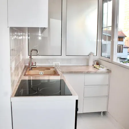公寓 2 Bedroom In Bllok Agimi Art Center *