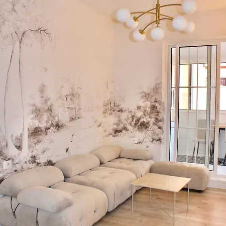 2 Bedroom In Bllok Agimi Art Center 地拉那